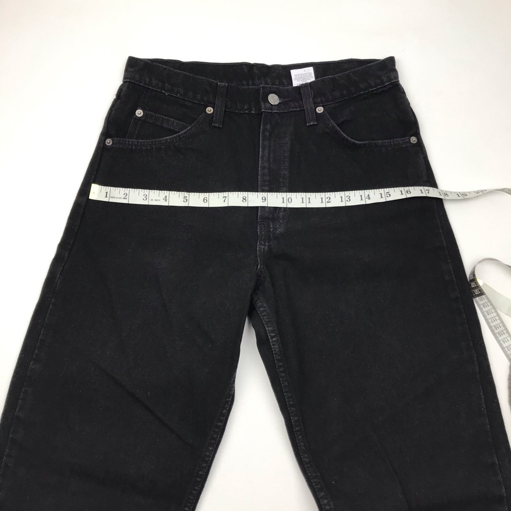 Vintage Levi’s 550 High Waist wedgie fit Jeans - Picture 4 of 7